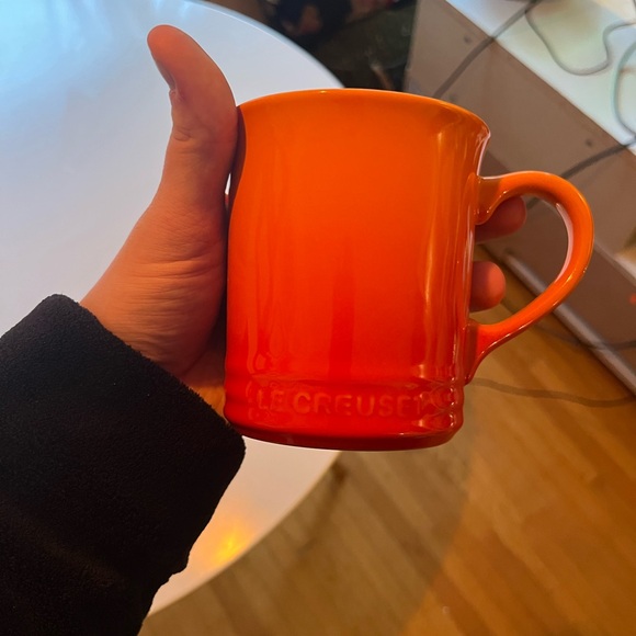 Le Creuset 14oz 400ml - I have a set of two, this is the orange colour. - Picture 1 of 2